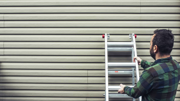 Best Engineered Wood Siding  in Pheasant Run, OH